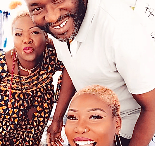 Modaya's Afroshop – Team